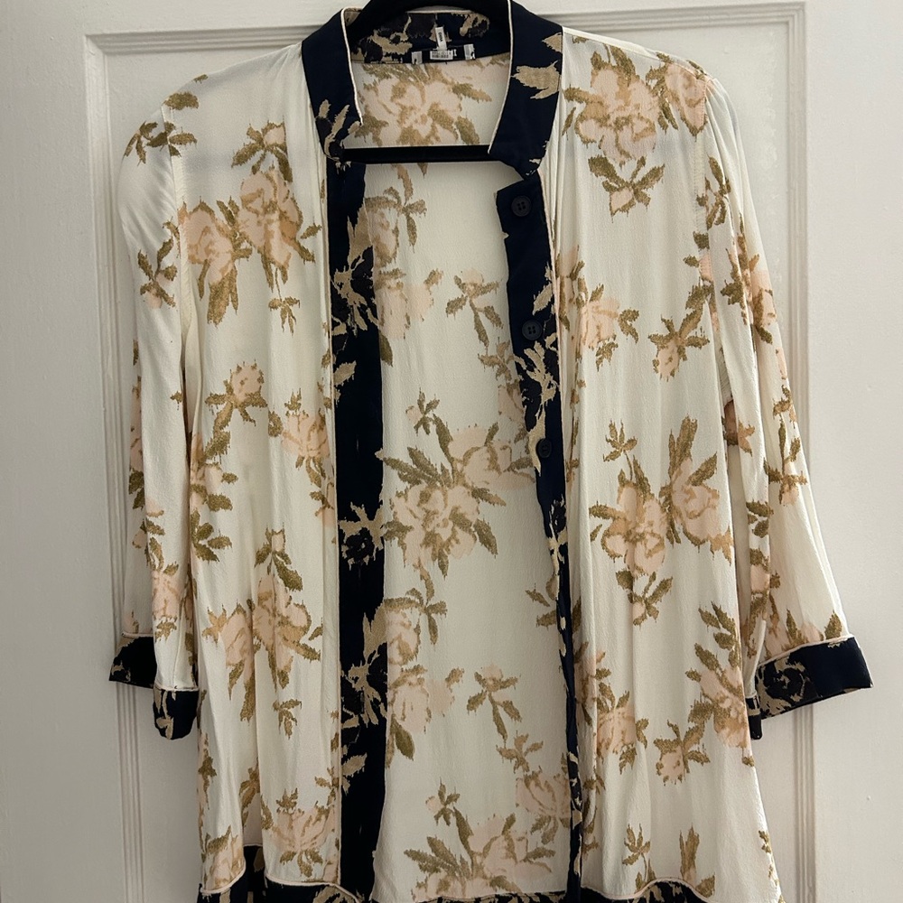 GANNI Floral print blouse | crepe button down